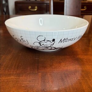 Disney SKETCH BOOK 9" Serving Pasta Salad Bowl Disney Characters Collectible